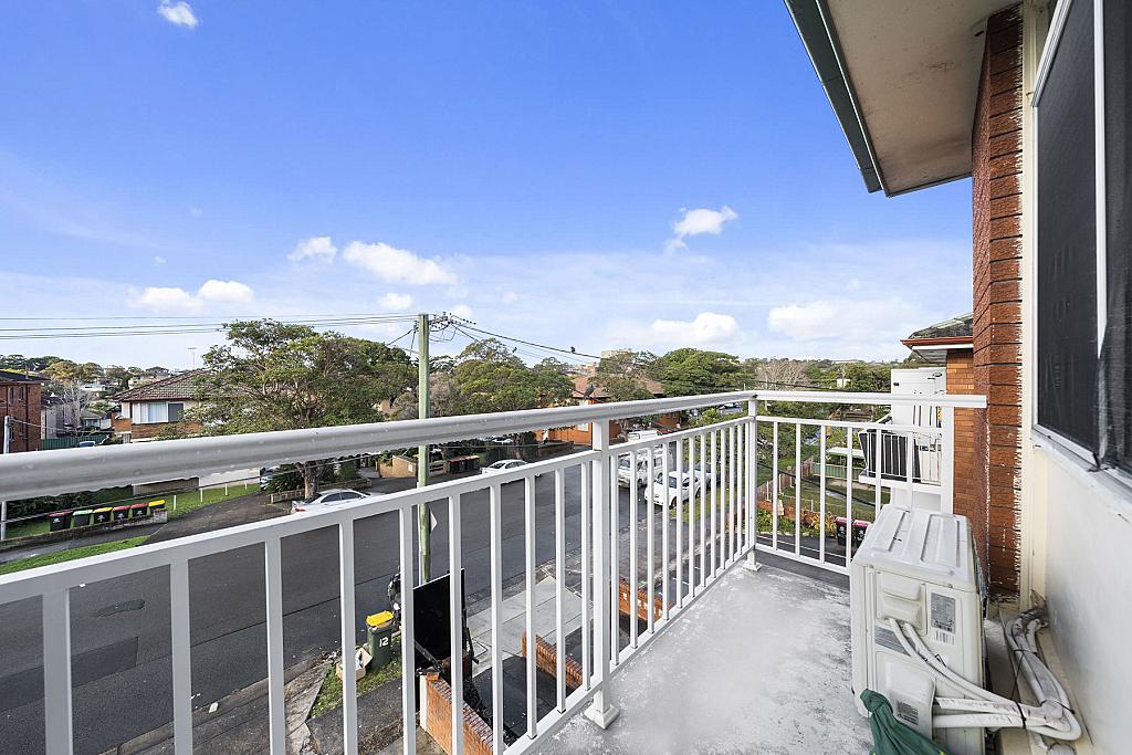 Photo 6 of 8 / 12 Colin Street