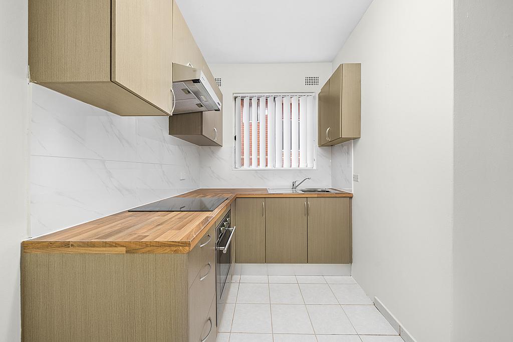 Photo 3 of 4 / 47 Yerrick Road