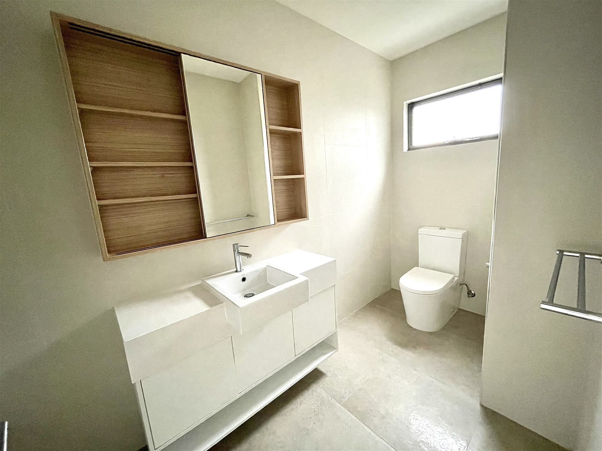 2 Cresbrook Lane, IVANHOE, VIC, 3079 550/Week