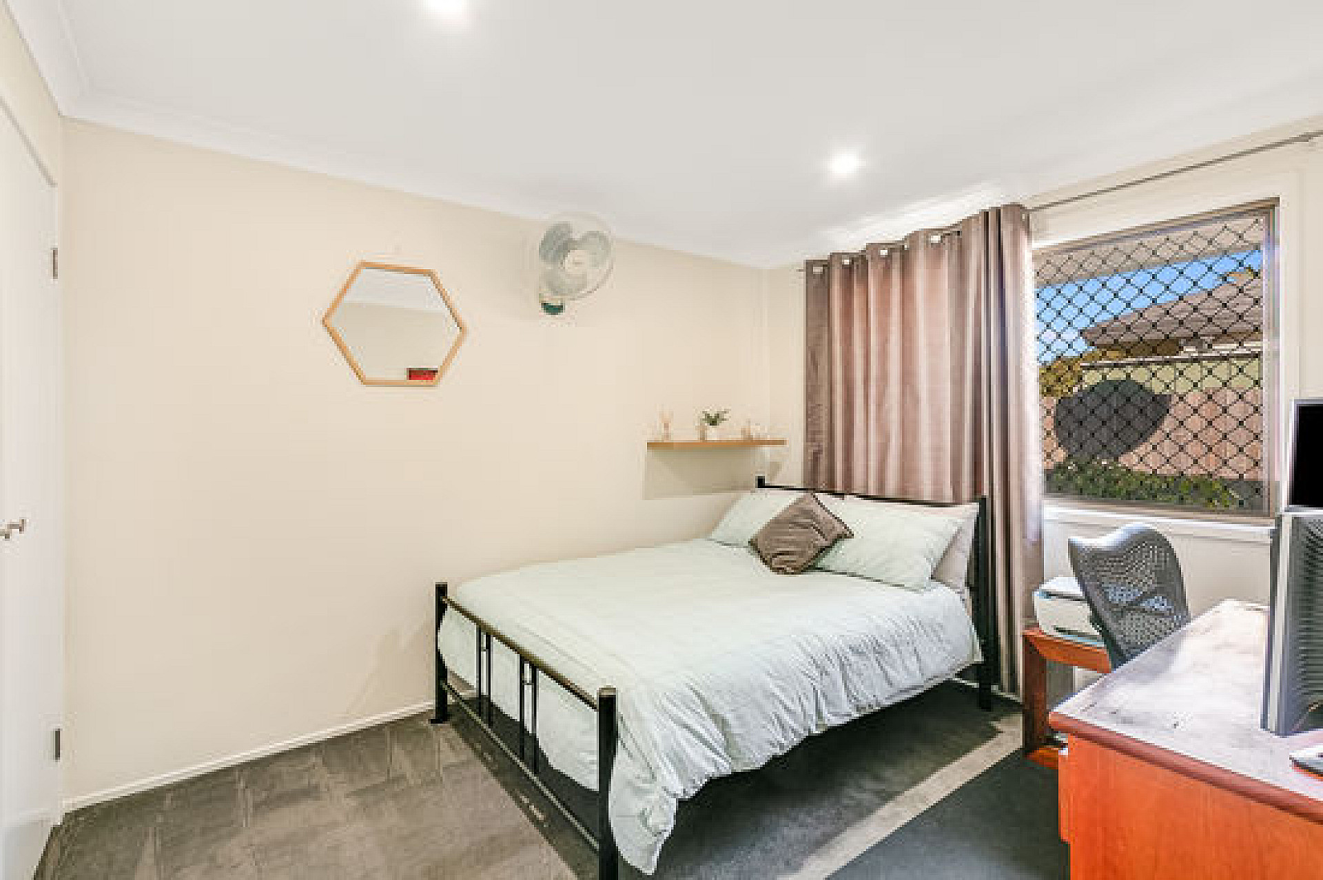 1/10 Shearwater Parade, TWEED HEADS, NSW, 2485
