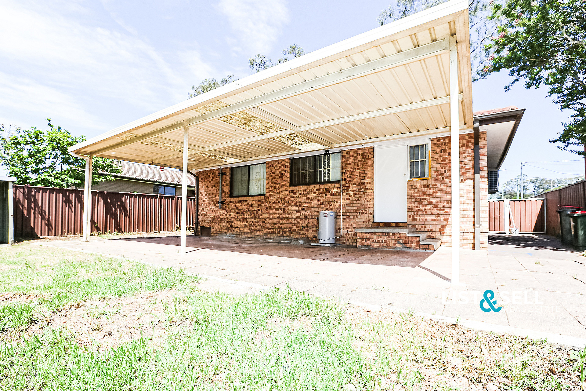 1B Euroka Street, Ingleburn, NSW, 2565 600